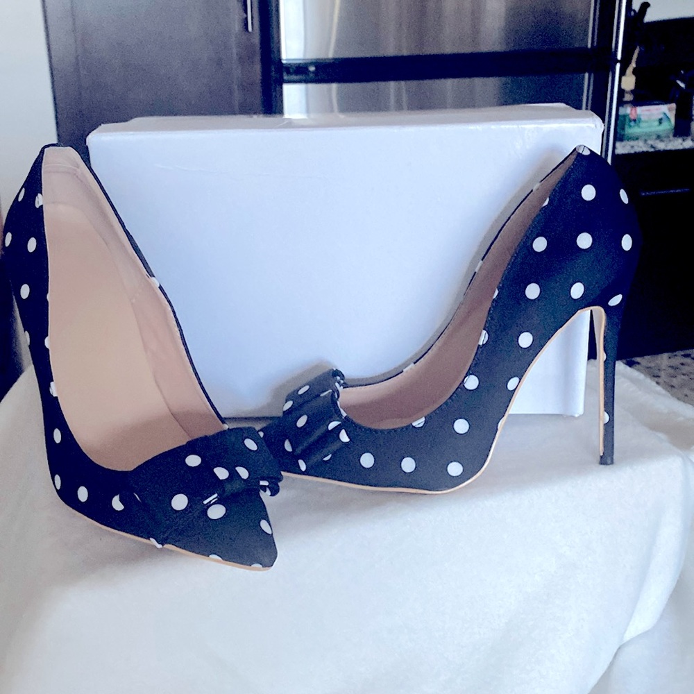 Women Black Pumps With PolkaDots Brand New!!